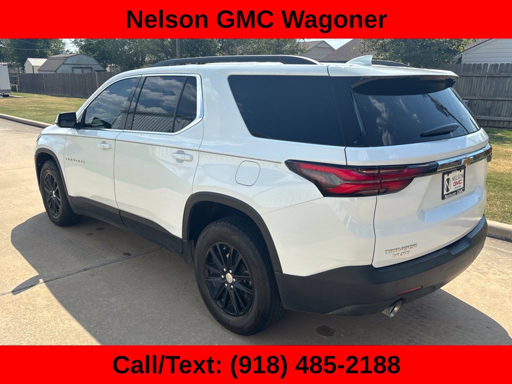 Used 2022 Chevrolet Traverse LT FWD image 4