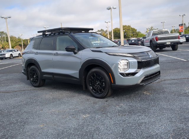 New 2026 Mitsubishi Outlander AWD image 4