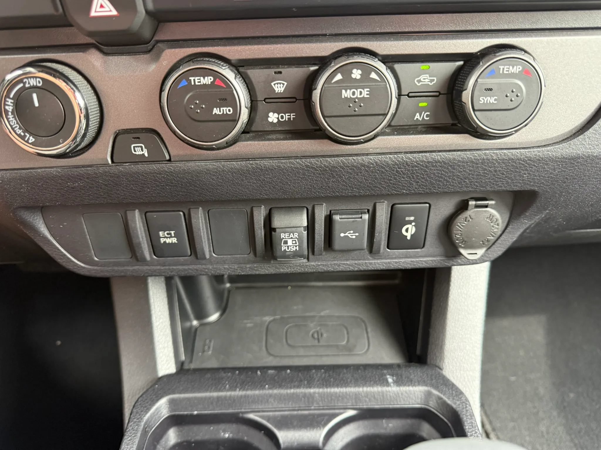 Used 2021 Toyota Tacoma TRD Off-Road AWD/4WD image 26