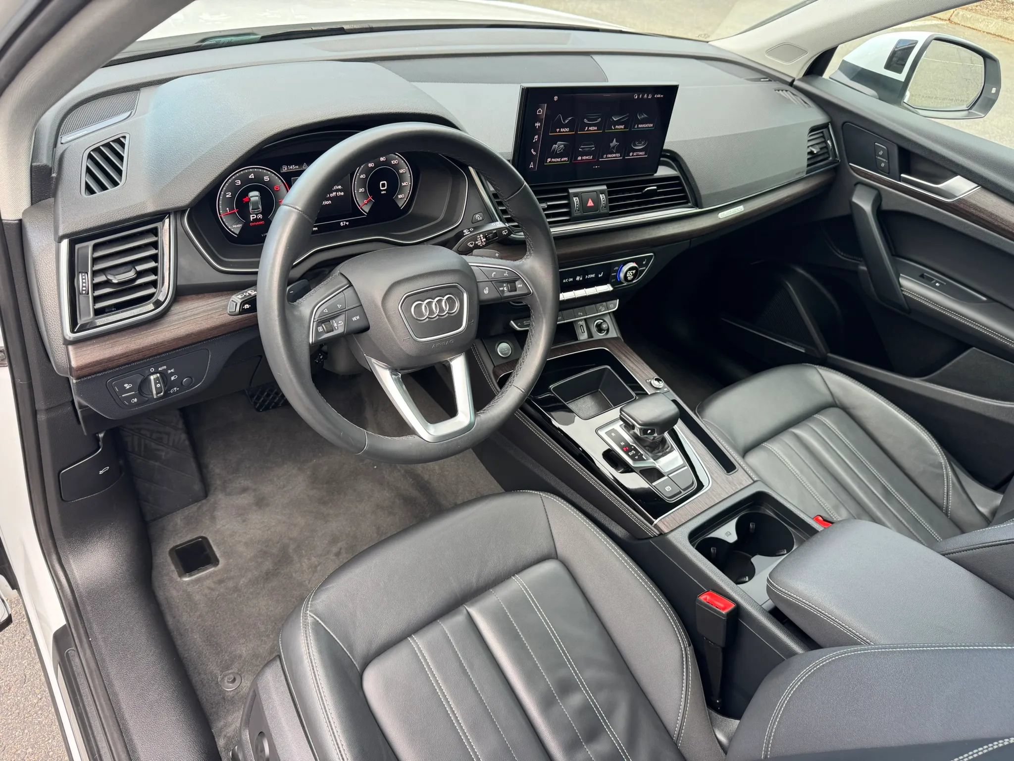 Used 2023 Audi Q5 2.0T Premium Plus w/ Premium Plus Package AWD/4WD image 21