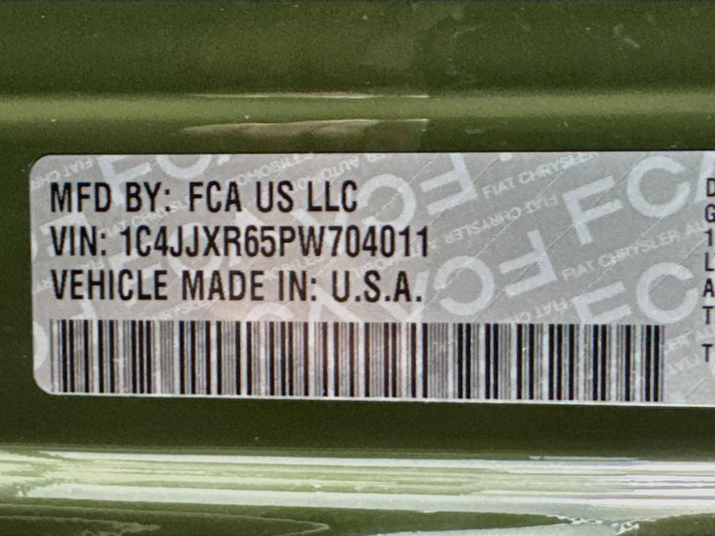 Used 2023 Jeep Wrangler Unlimited Rubicon 4xe AWD/4WD image 37