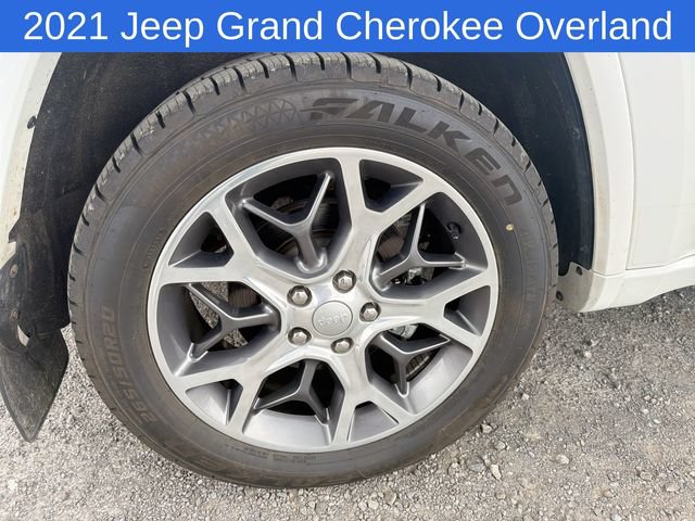 Used 2021 Jeep Grand Cherokee Overland AWD/4WD image 18