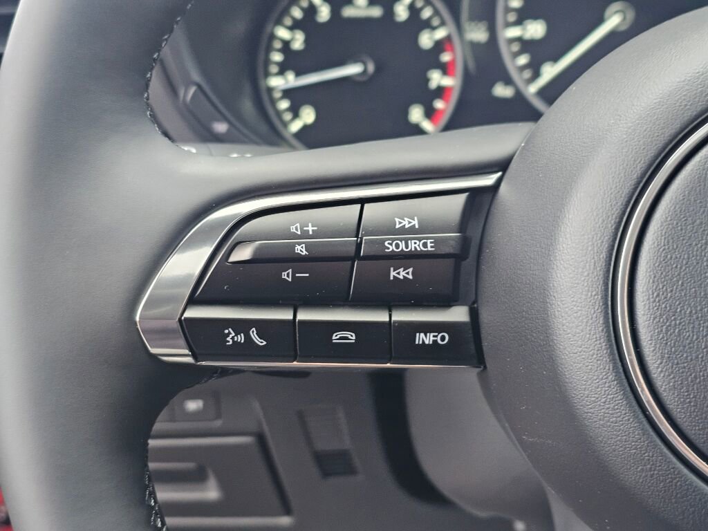New 2026 MAZDA MAZDA3 Hatchback w/Premium Plus Pkg image 36