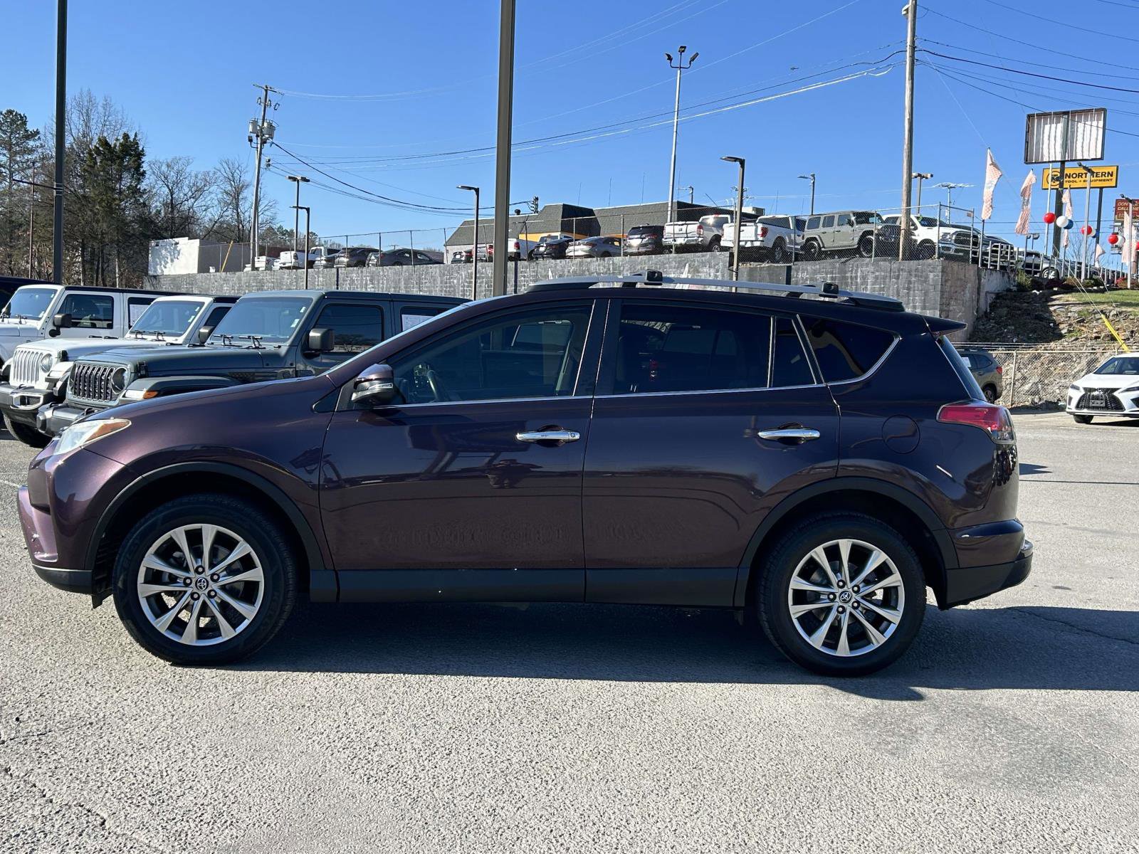 Used 2017 Toyota RAV4 Limited image 6