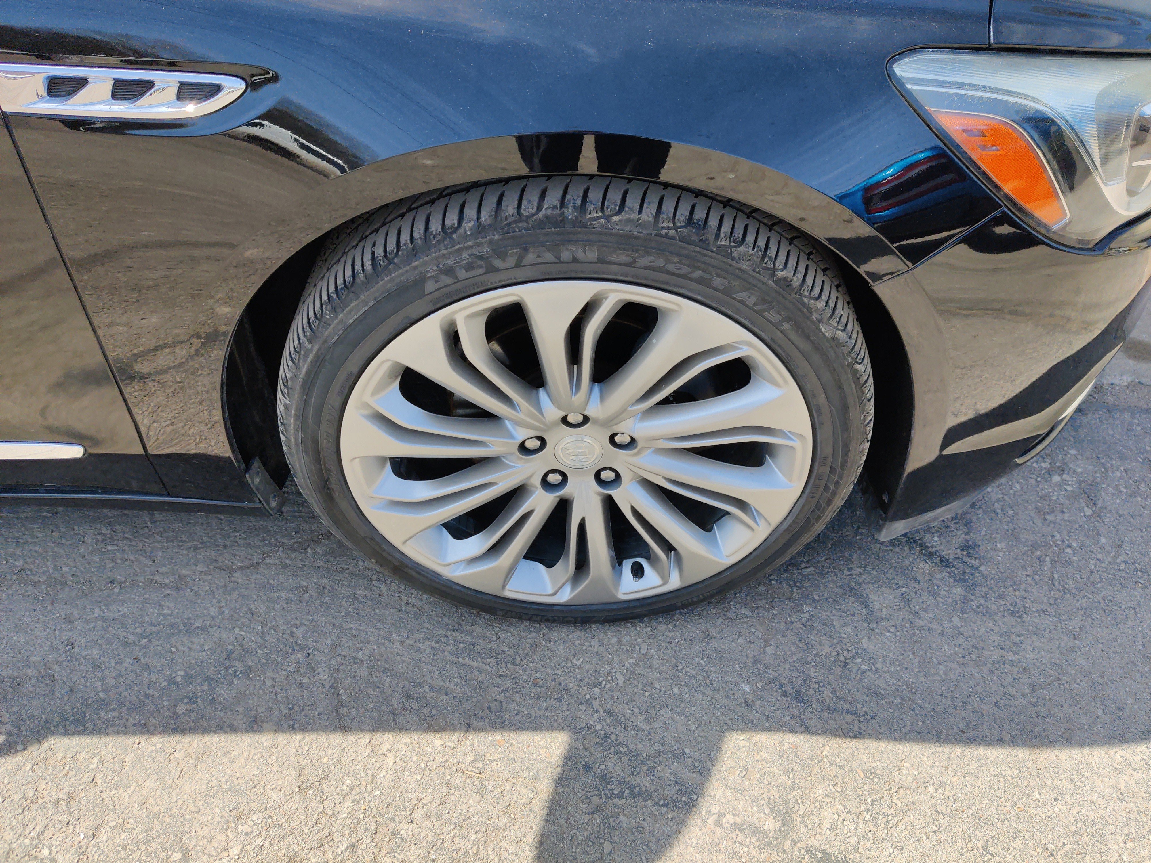 Used 2017 Buick LaCrosse Premium w/ Sun and Shade Package image 3