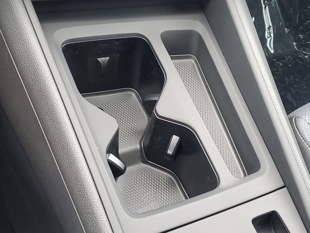 New 2026 Volkswagen Tiguan SE AWD/4WD image 30