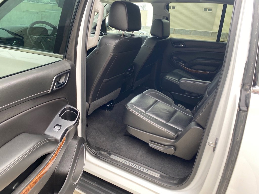 Used 2020 Chevrolet Suburban Premier AWD/4WD image 10