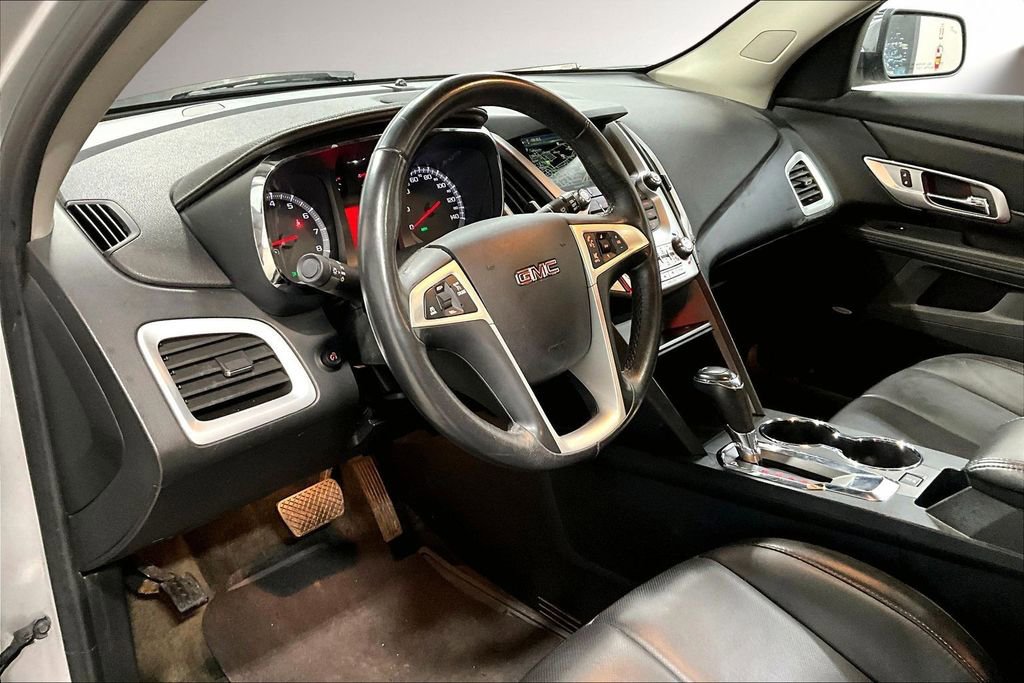 Used 2017 GMC Terrain SLT w/ Open Road Package image 17