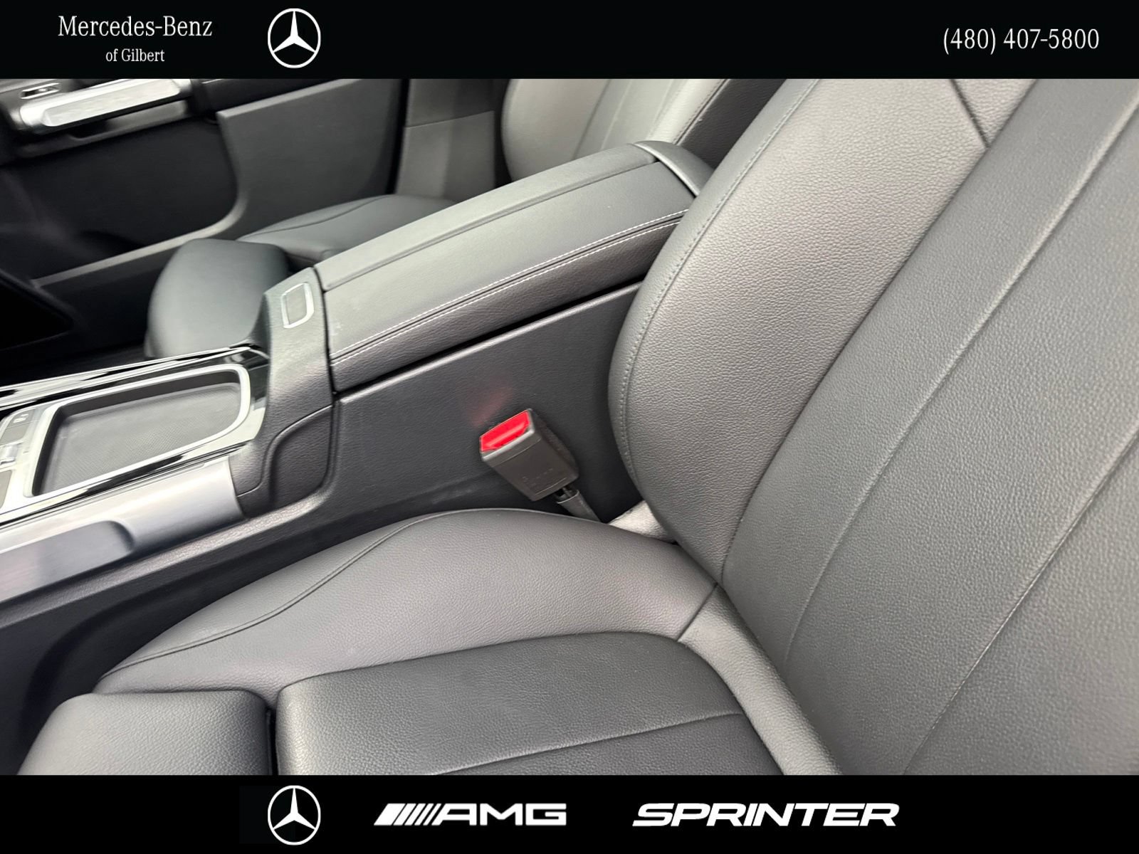 Used 2024 Mercedes-Benz GLB 250 image 16