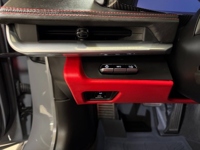 Used 2025 Chevrolet Corvette E-Ray w/ ZER Performance Package image 9