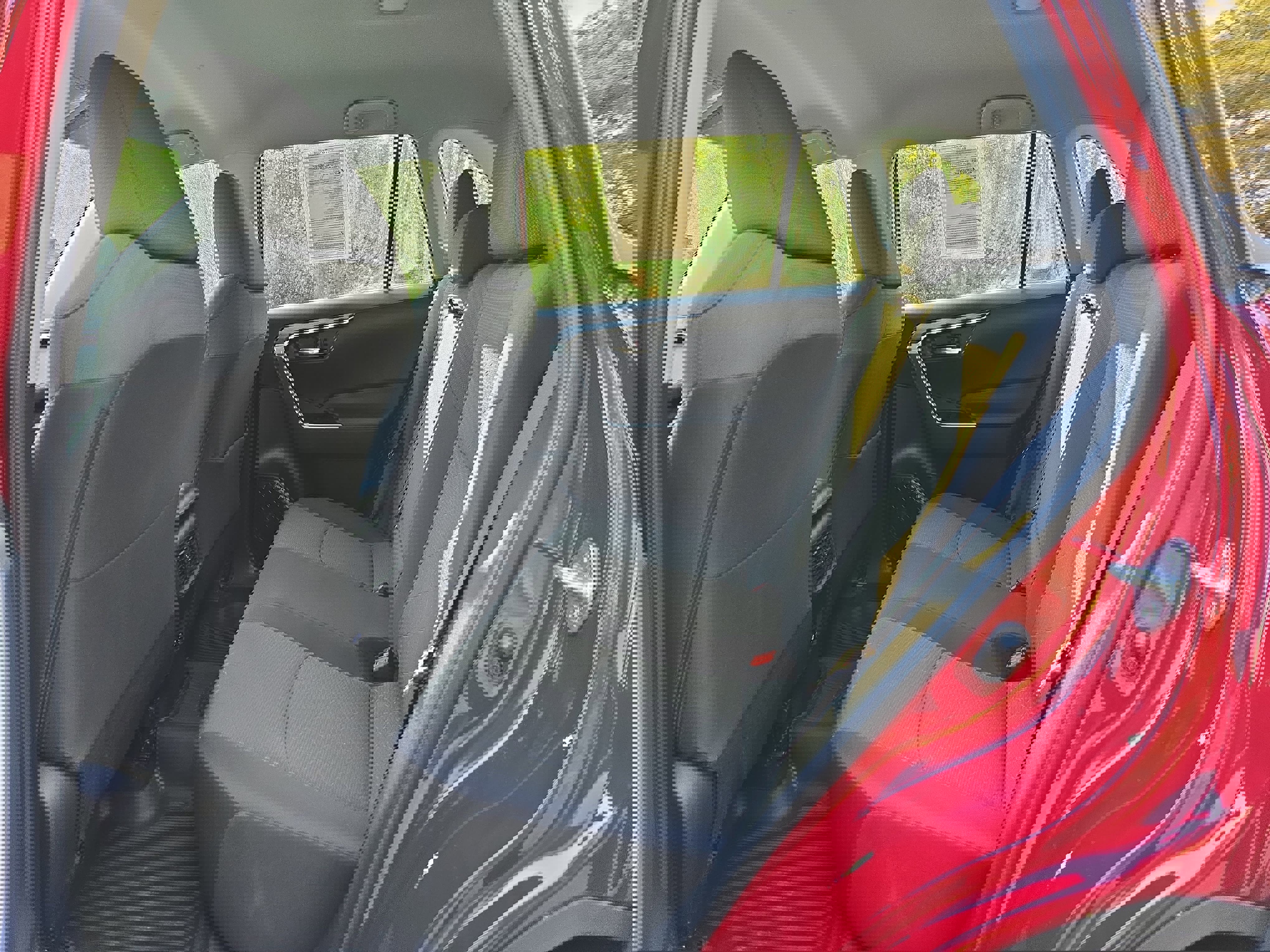 Used 2022 Toyota RAV4 XLE image 13