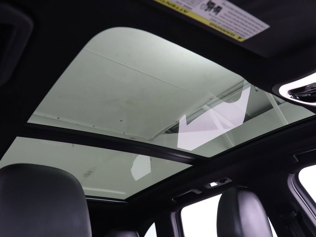 Used 2016 Porsche Cayenne image 26