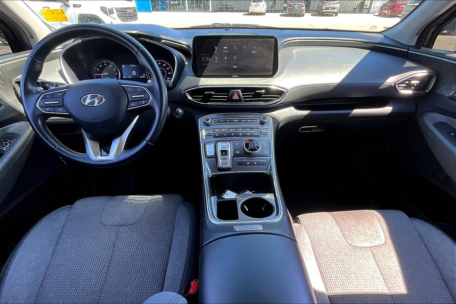 Used 2023 Hyundai Santa Fe SEL image 15