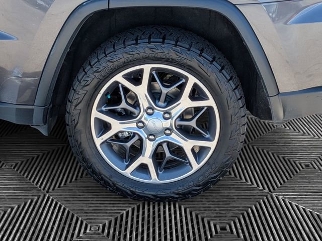 Used 2021 Jeep Grand Cherokee Limited AWD/4WD image 9