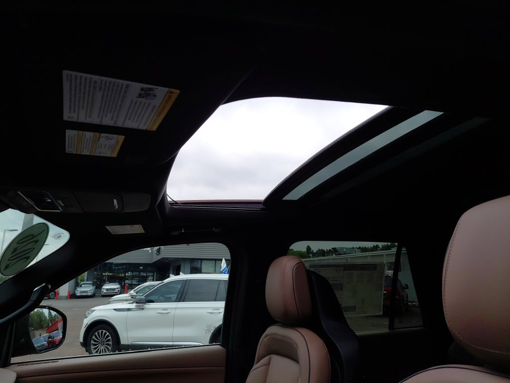 New 2026 Lincoln Navigator L Black Label AWD/4WD image 11