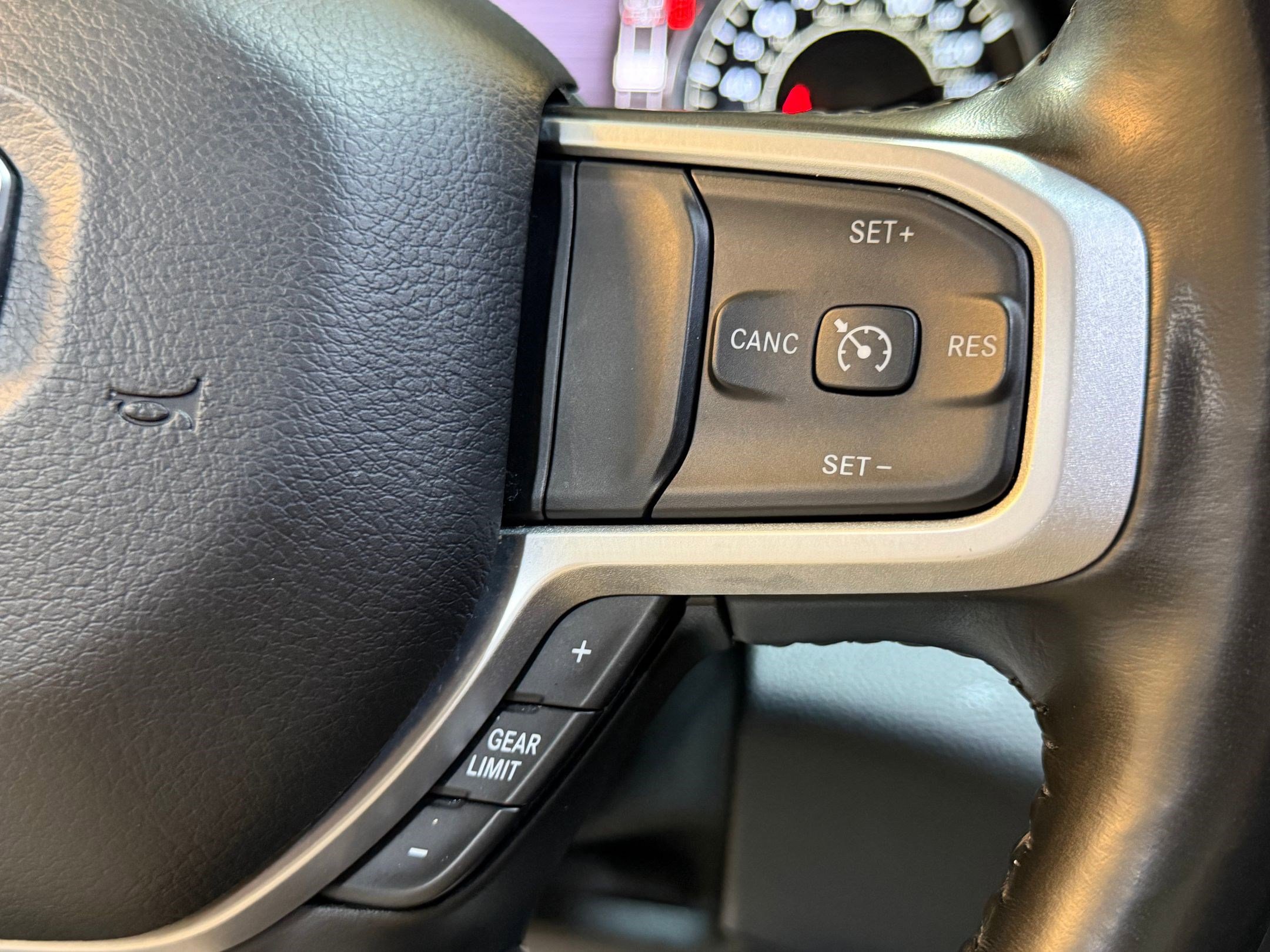 Used 2021 RAM 1500 Big Horn AWD/4WD image 46