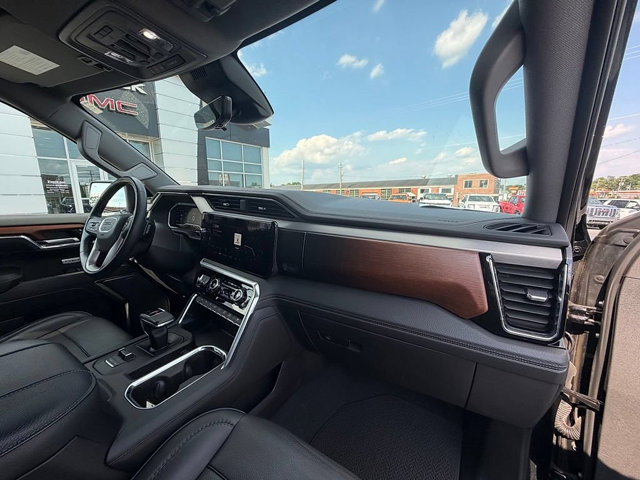 Certified 2023 GMC Sierra 1500 Denali w/ Denali Reserve Package AWD/4WD image 33