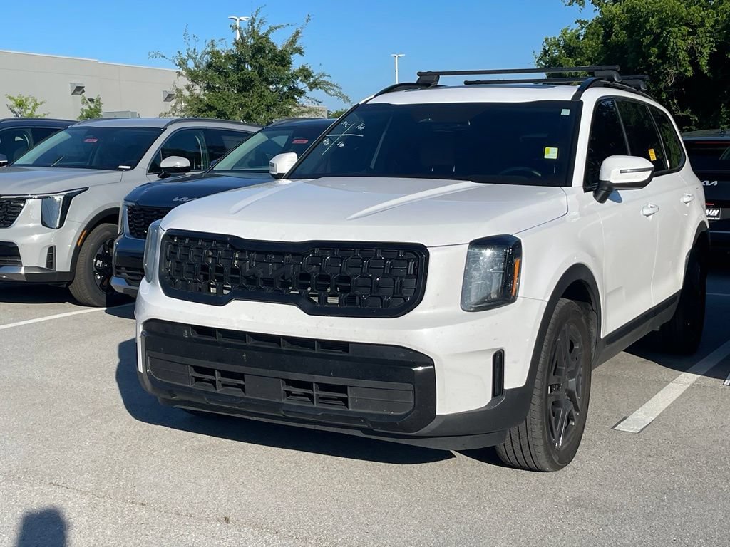 Certified 2025 Kia Telluride EX X-Line AWD/4WD image 3