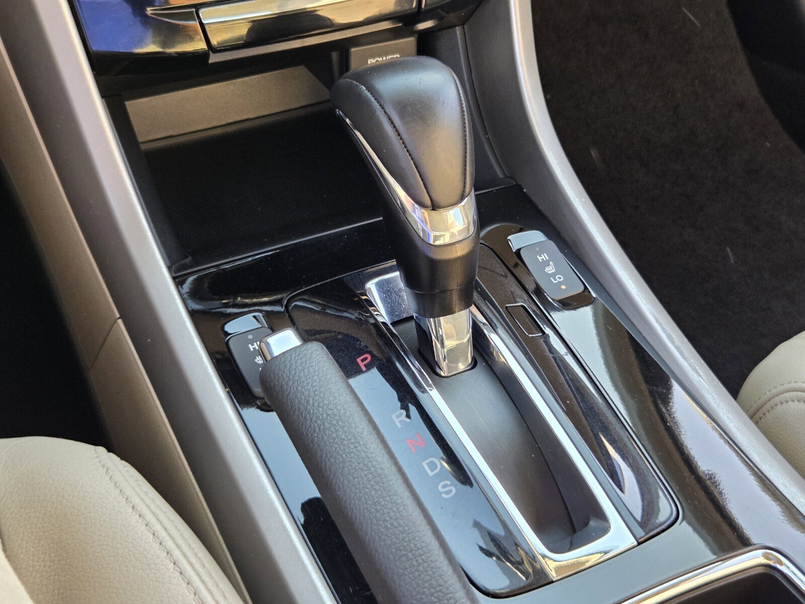 Used 2017 Honda Accord EX-L image 16