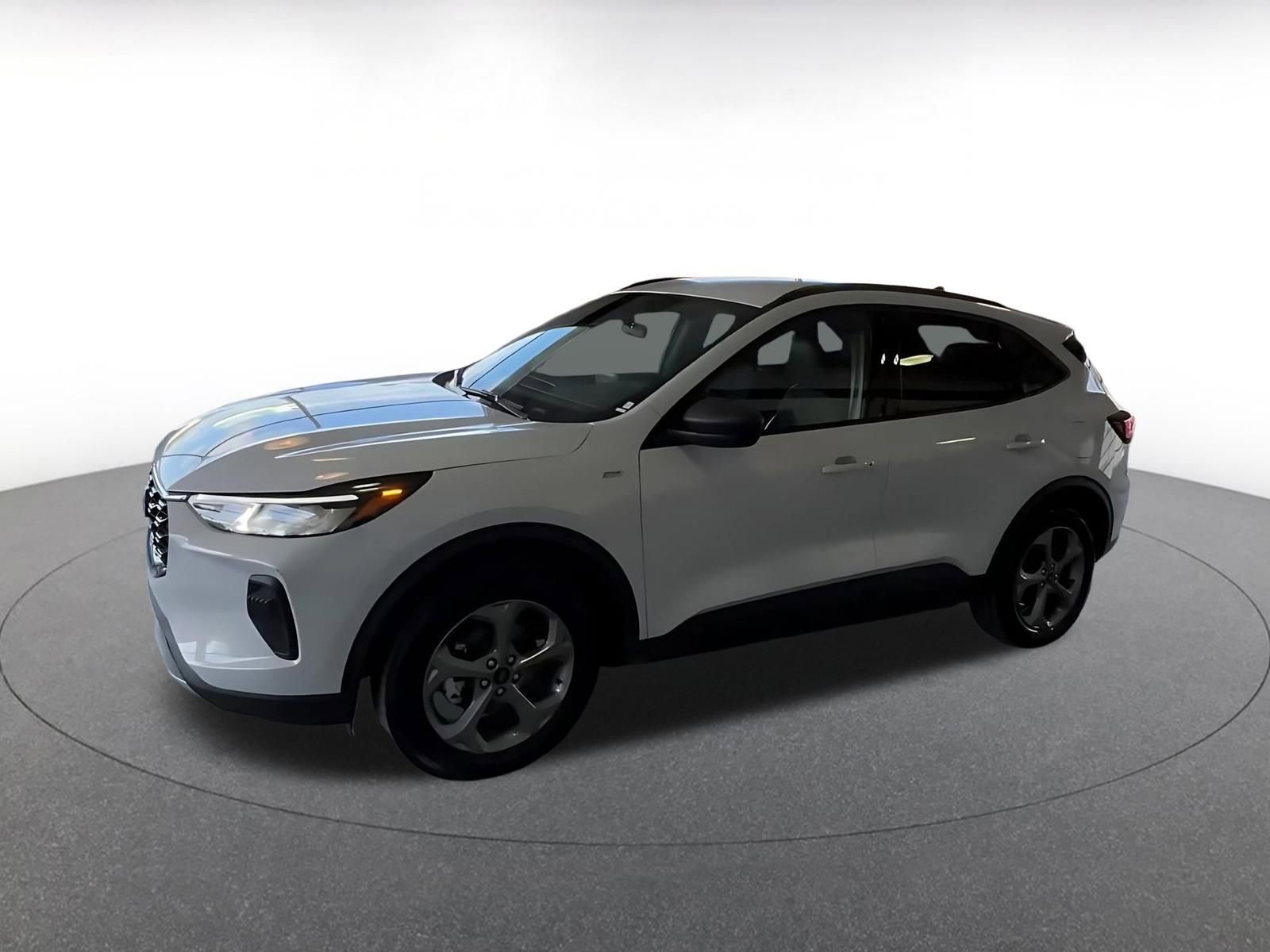 Used 2025 Ford Escape ST-Line AWD/4WD image 8