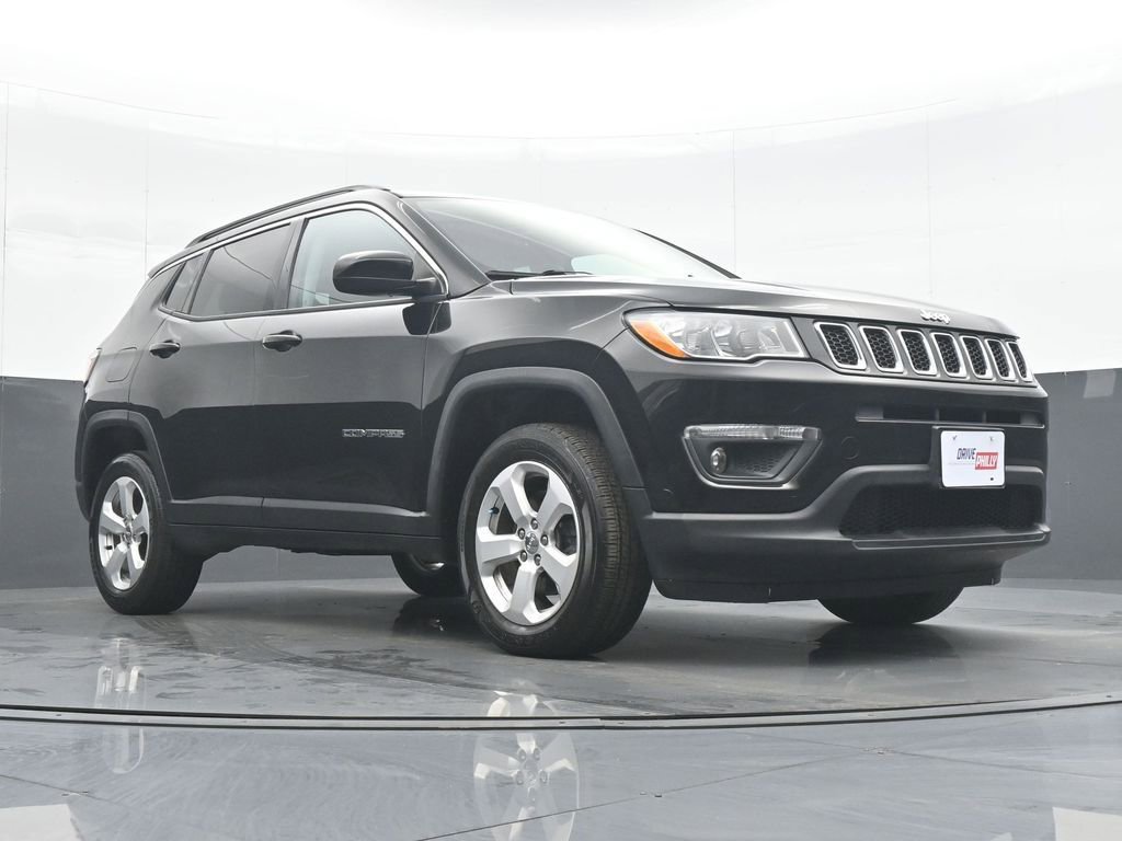 Used 2018 Jeep Compass Latitude w/ Popular Equipment Group image 33