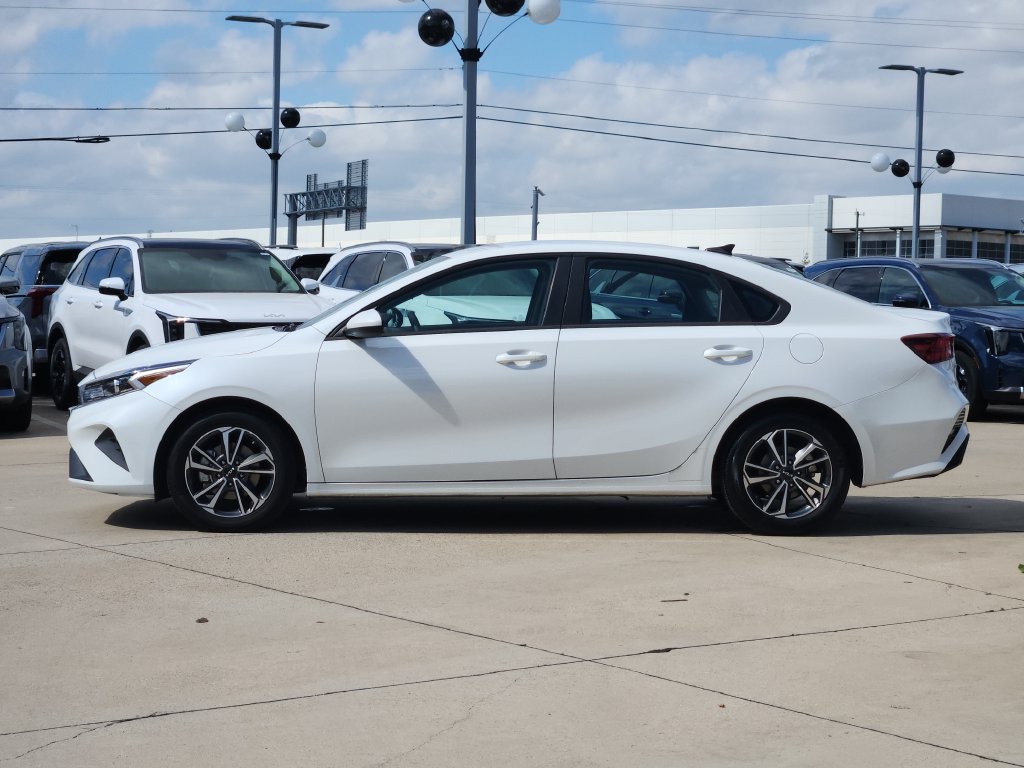 Certified 2024 Kia Forte LXS FWD image 14