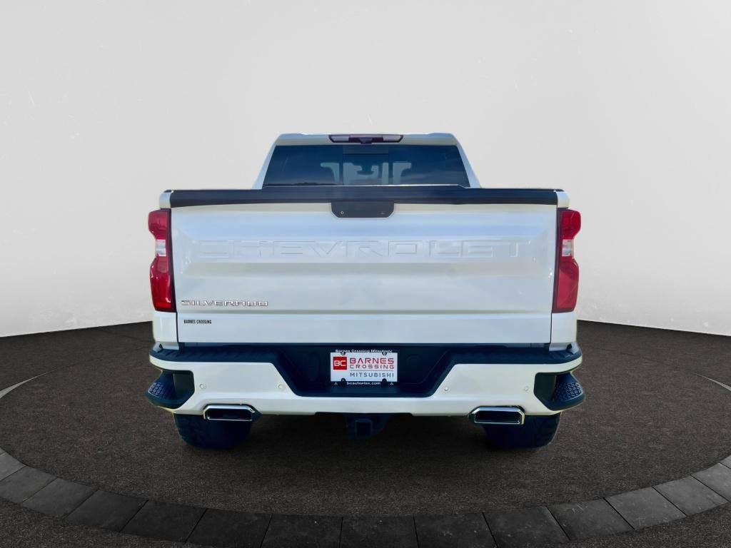 Used 2019 Chevrolet Silverado 1500 High Country w/ Technology Package AWD/4WD image 6