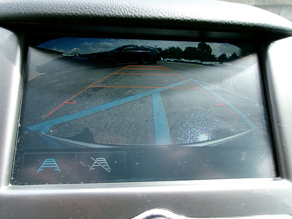 Used 2018 Chevrolet Cruze LT w/ Convenience Package image 16