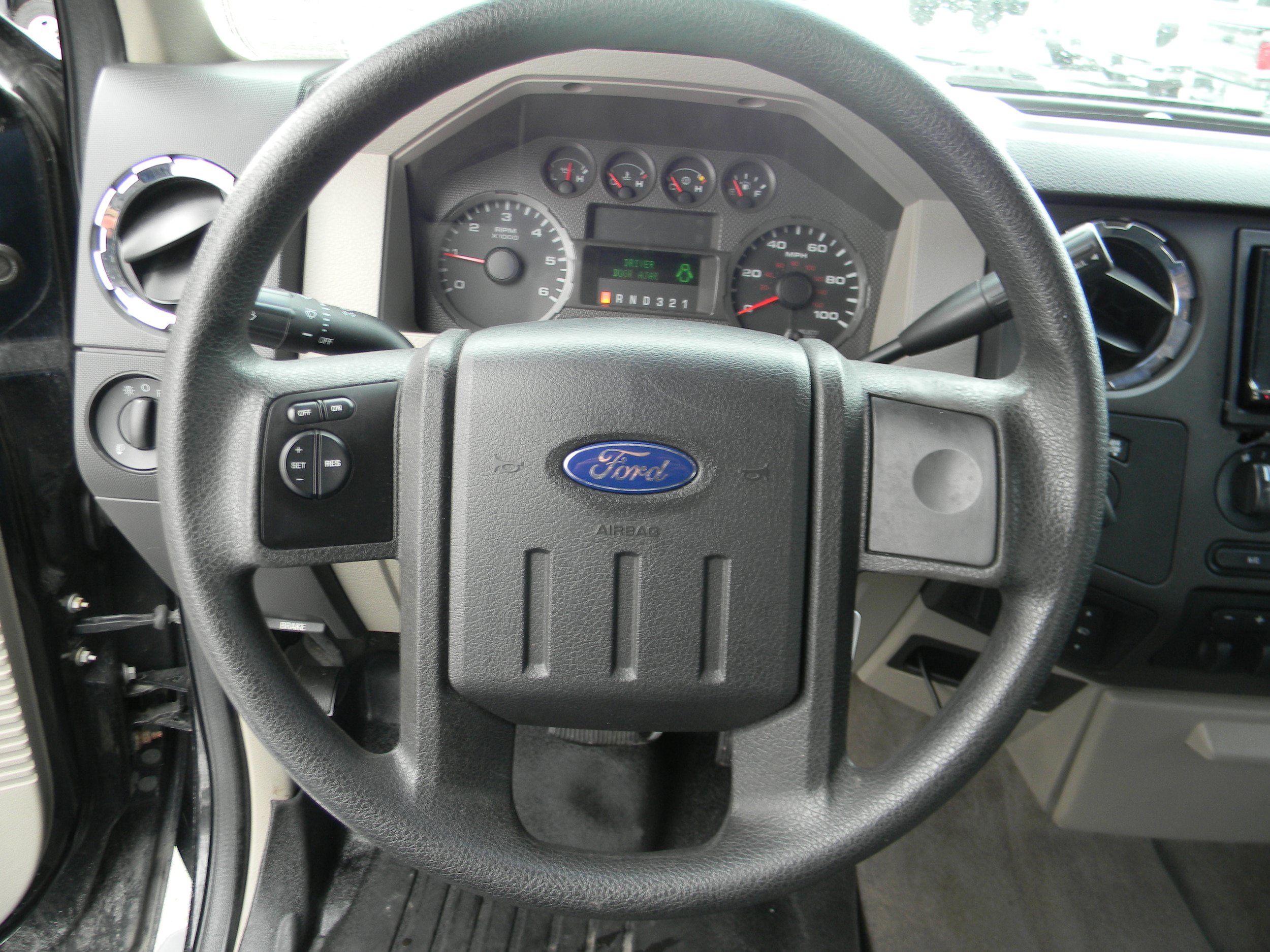 Used 2010 Ford F250 XLT AWD/4WD image 7