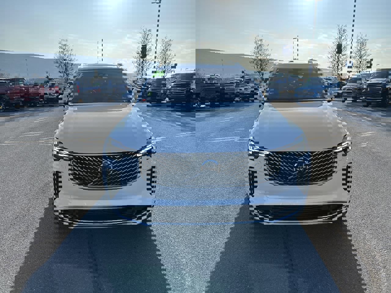 Used 2026 Volvo XC90 B5 Plus w/ Protection Package image 2