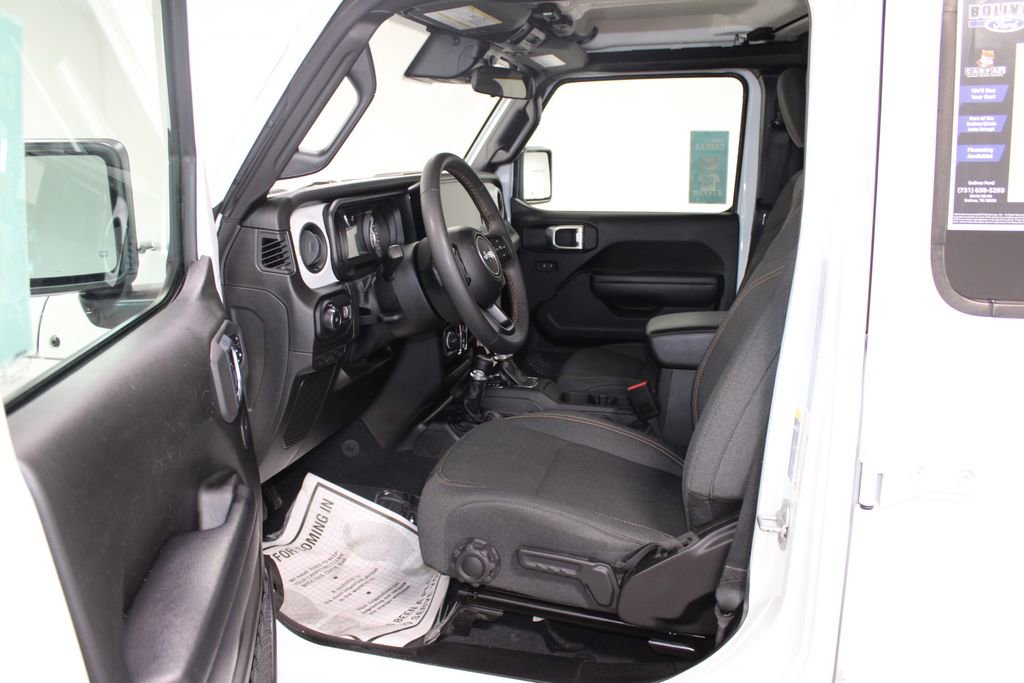 Used 2024 Jeep Wrangler Sport S image 19