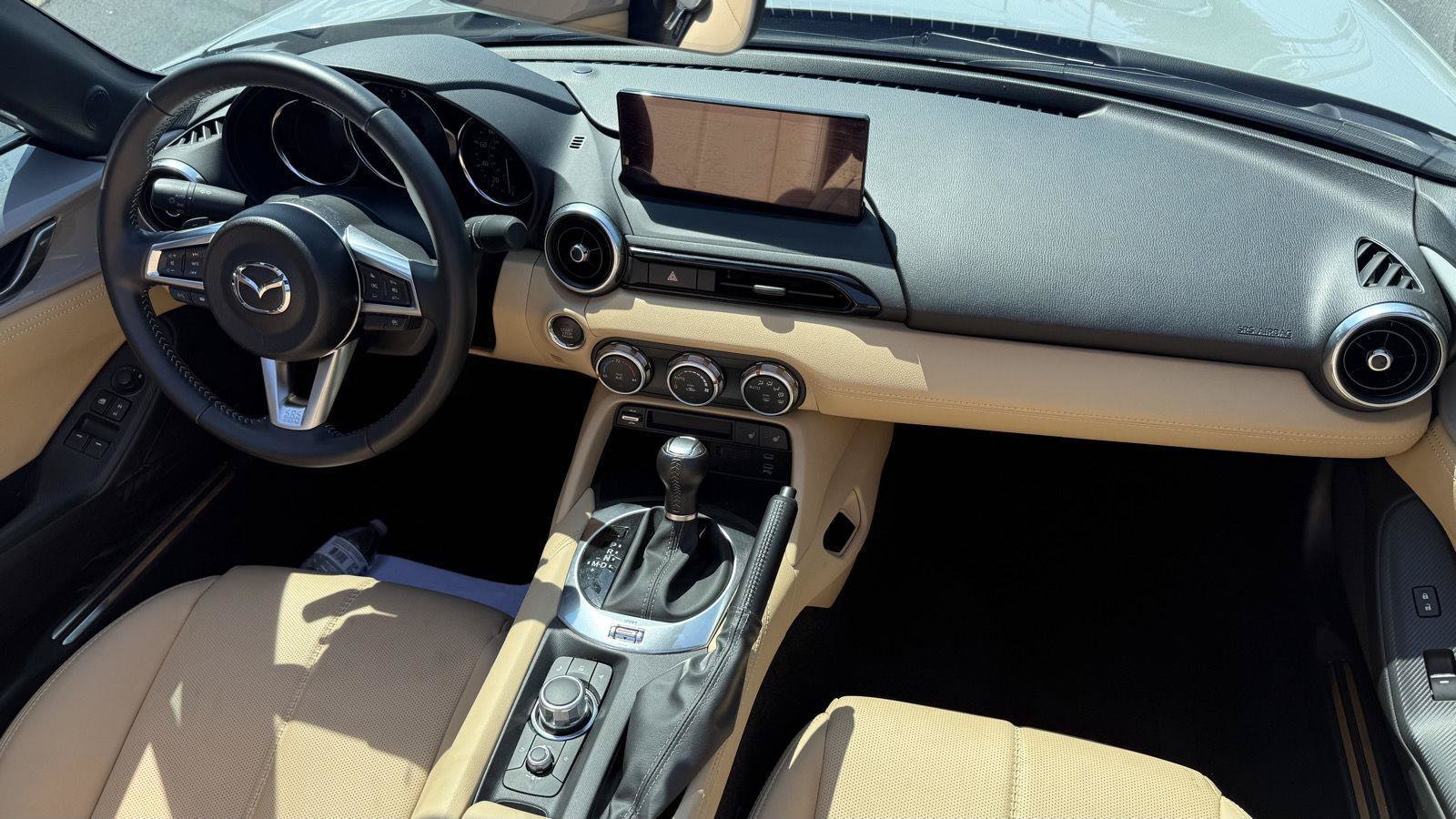 Used 2025 MAZDA MX-5 Miata RF Grand Touring RWD image 31