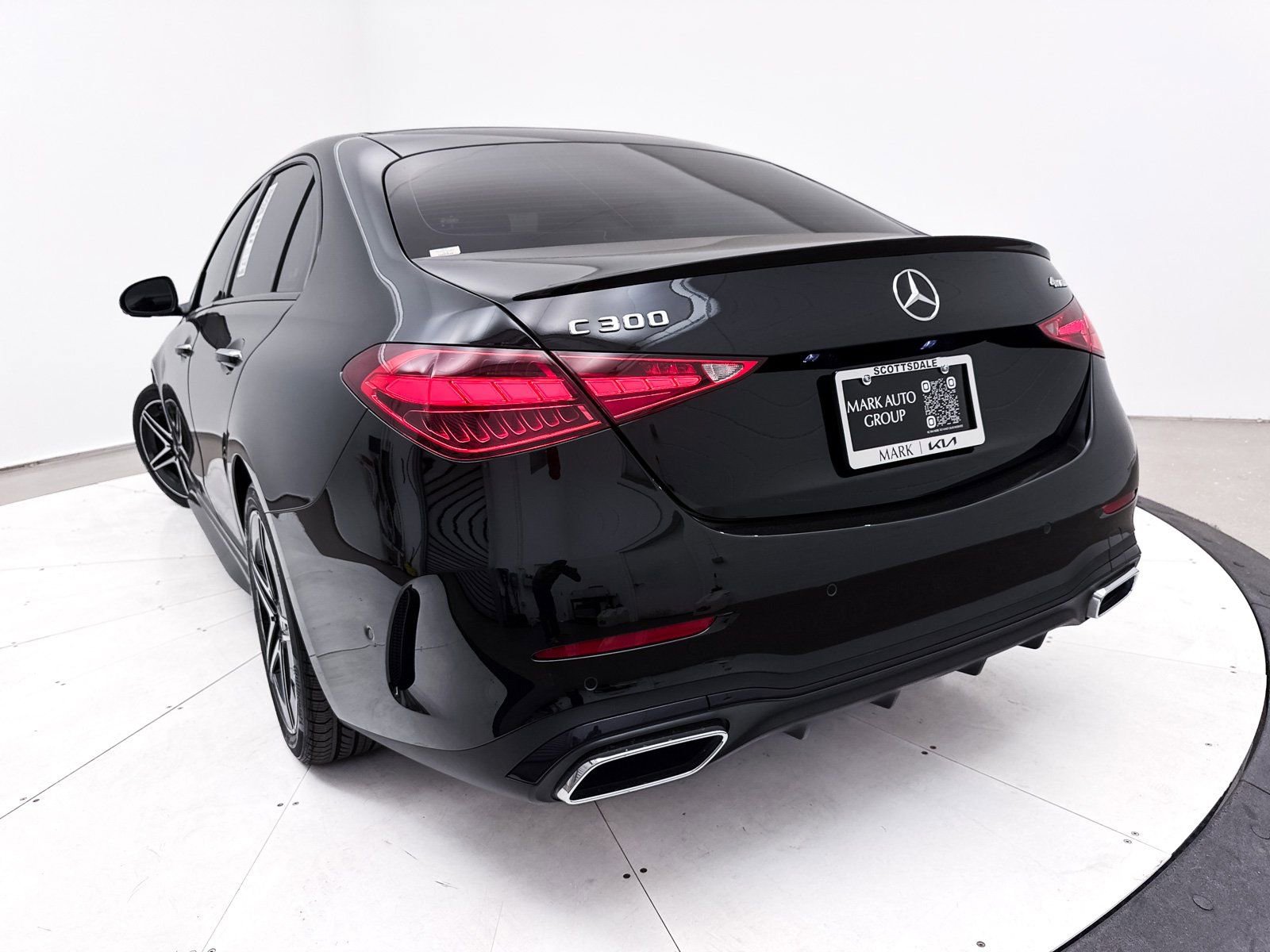 Used 2024 Mercedes-Benz C 300 4MATIC Sedan w/ AMG Line w/ Night Package image 9