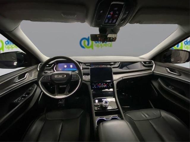 Used 2022 Jeep Grand Cherokee Limited 4xe w/ Luxury Tech Group II AWD/4WD image 30
