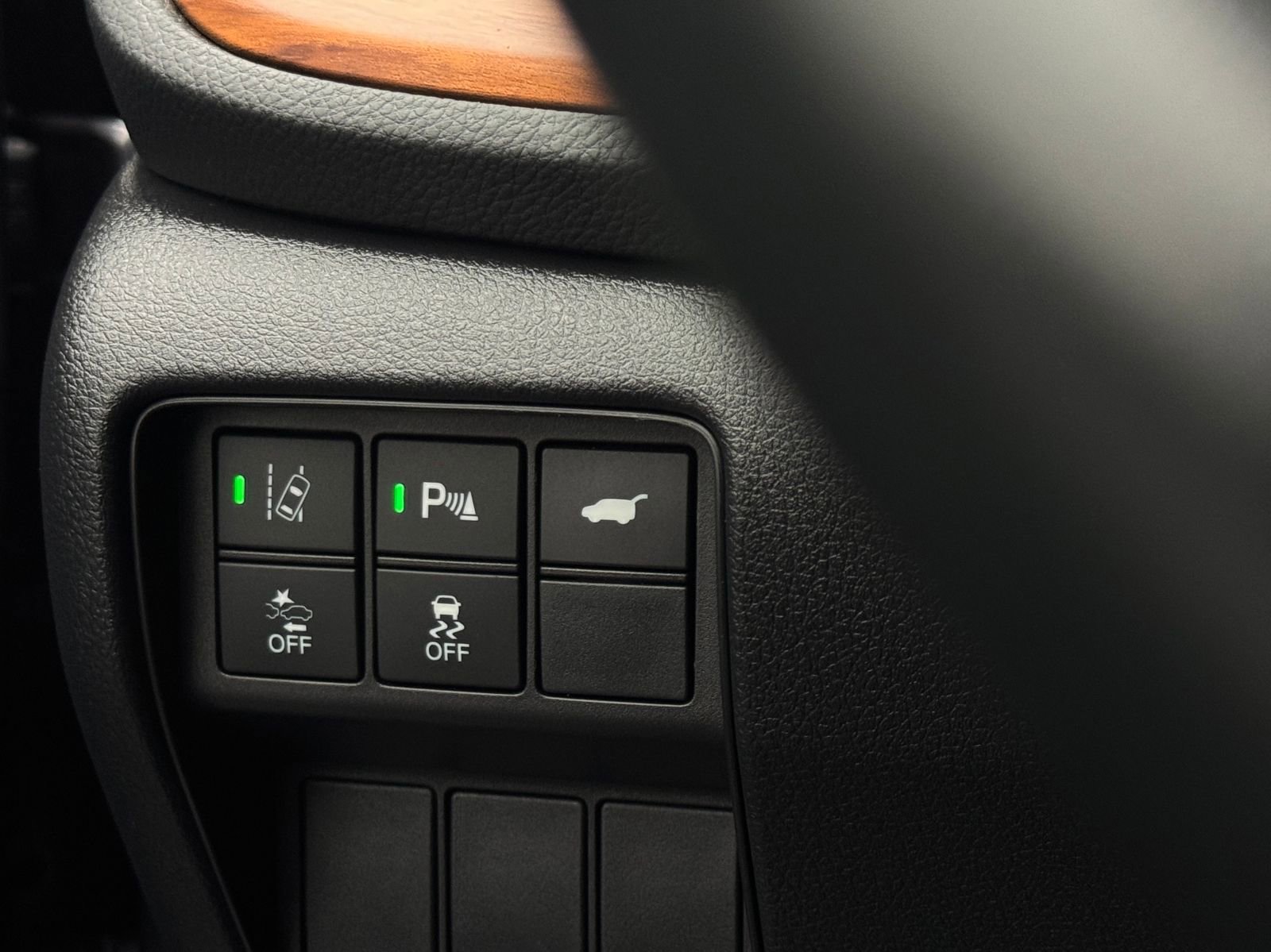 Used 2021 Honda CR-V Touring image 36