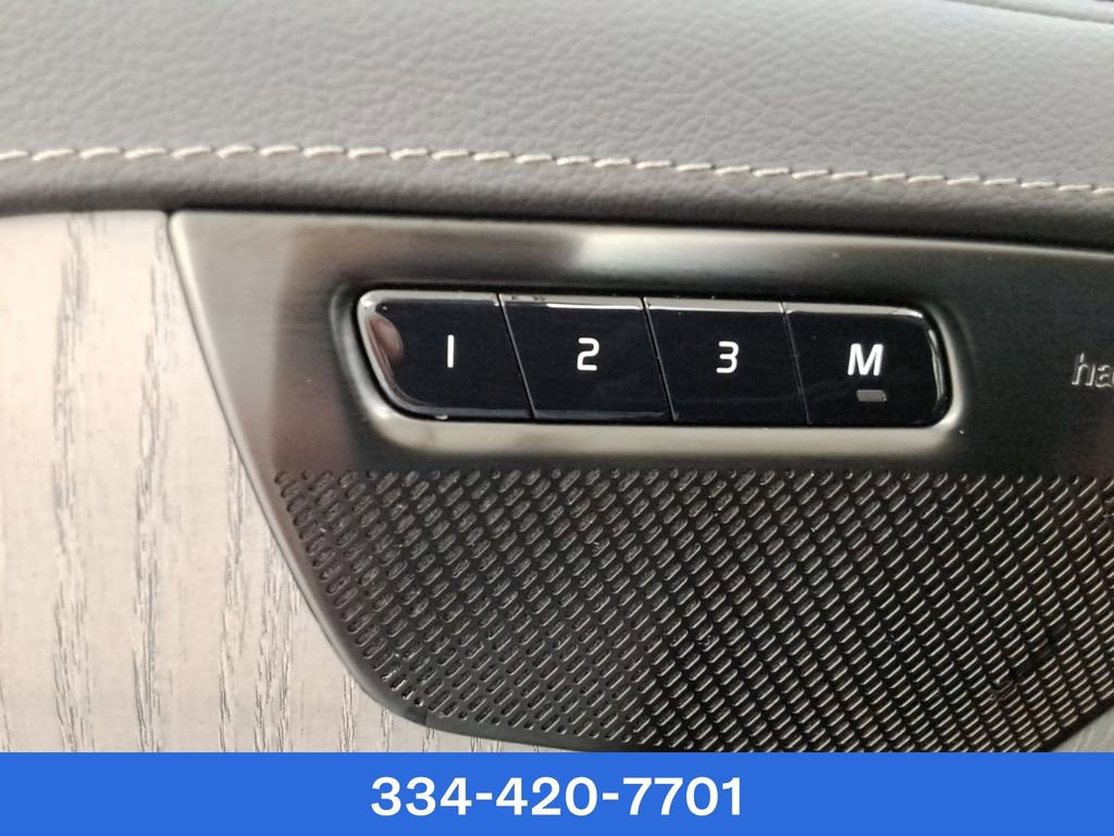 New 2025 Volvo XC90 T8 Ultra w/ Protection Package Premier image 18