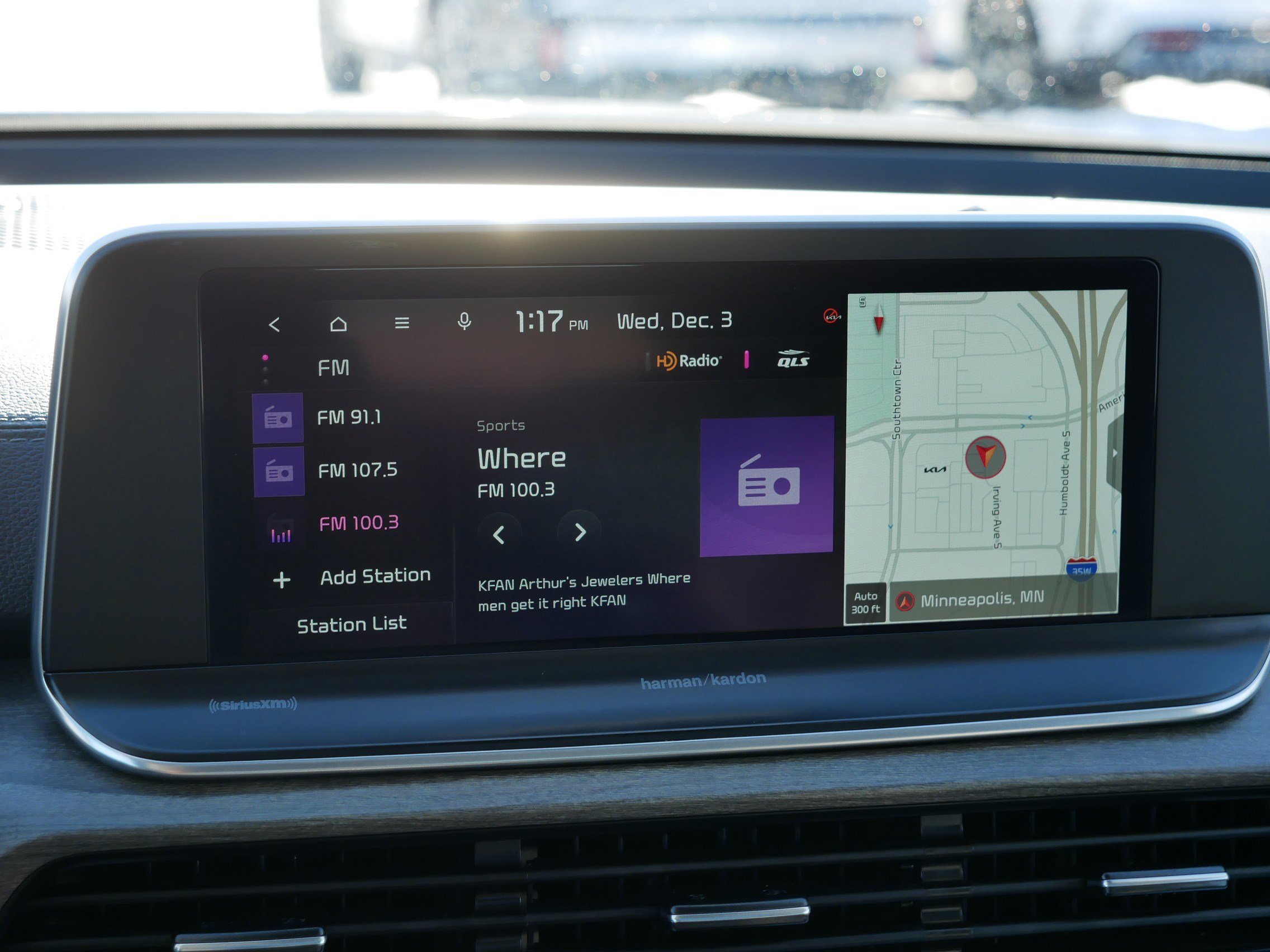 Certified 2022 Kia Telluride SX w/ SX Prestige Package image 22