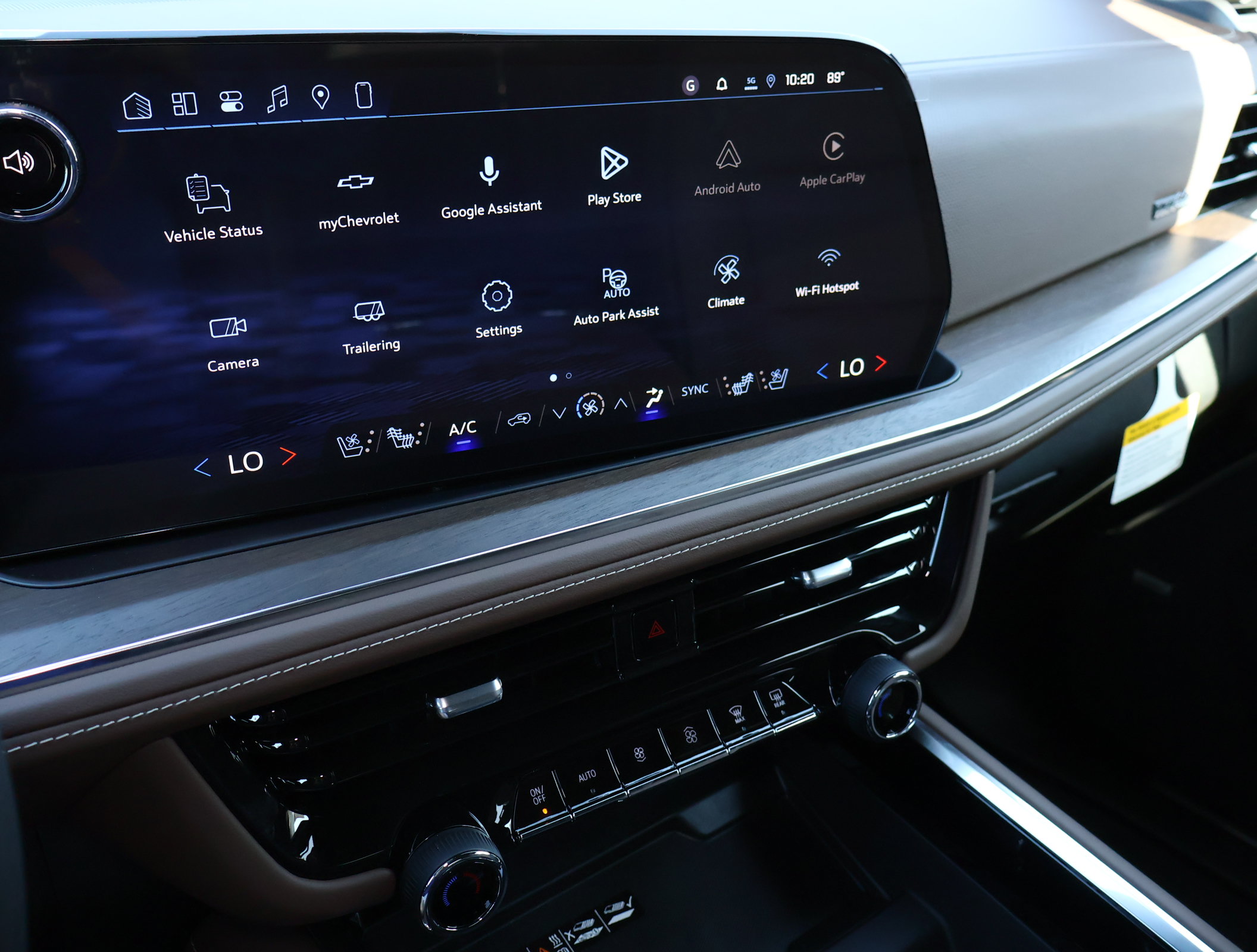 New 2026 Chevrolet Tahoe High Country AWD/4WD image 21