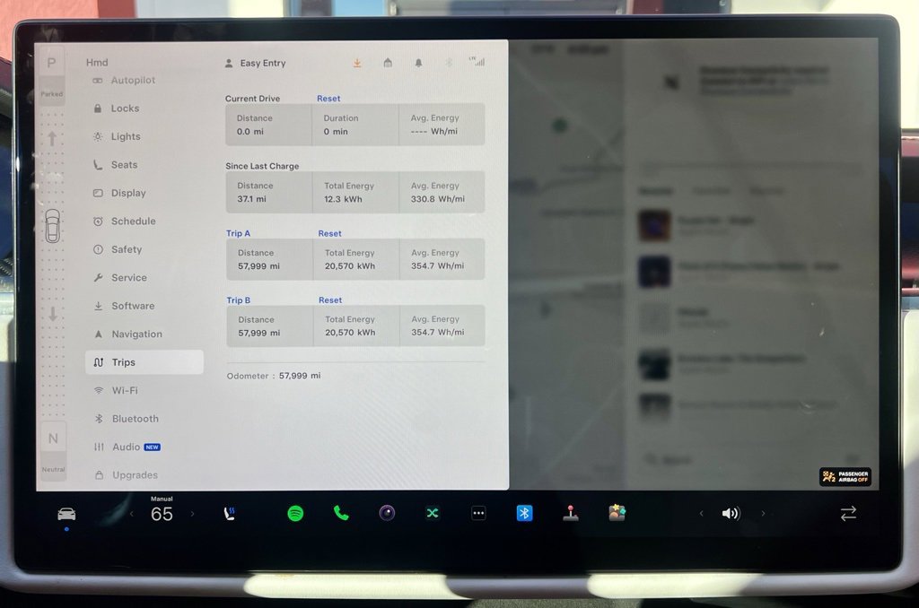 Used 2021 Tesla Model S Plaid image 27