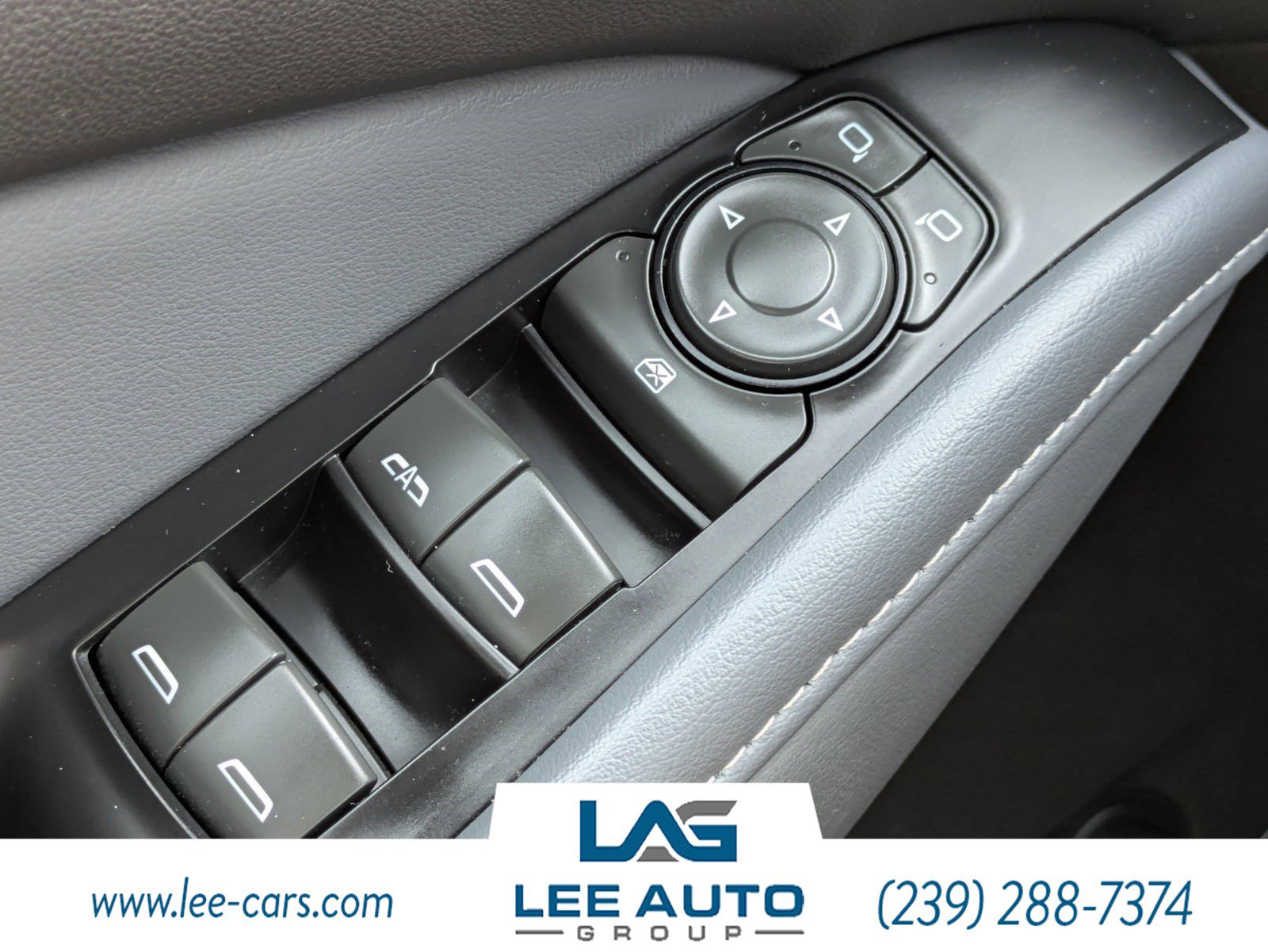 Used 2019 Buick Enclave Essence FWD image 19