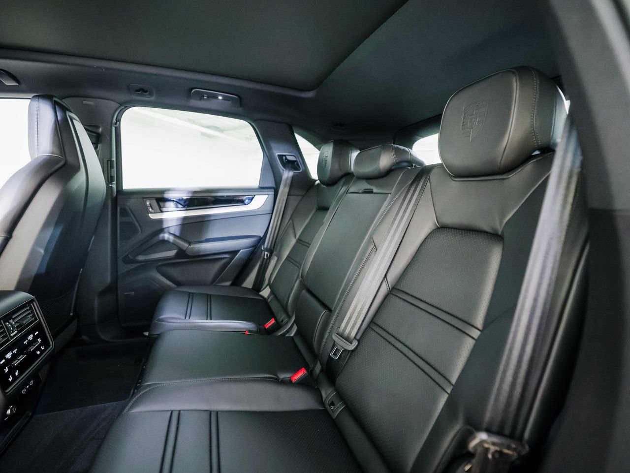 New 2026 Porsche Cayenne AWD/4WD image 24