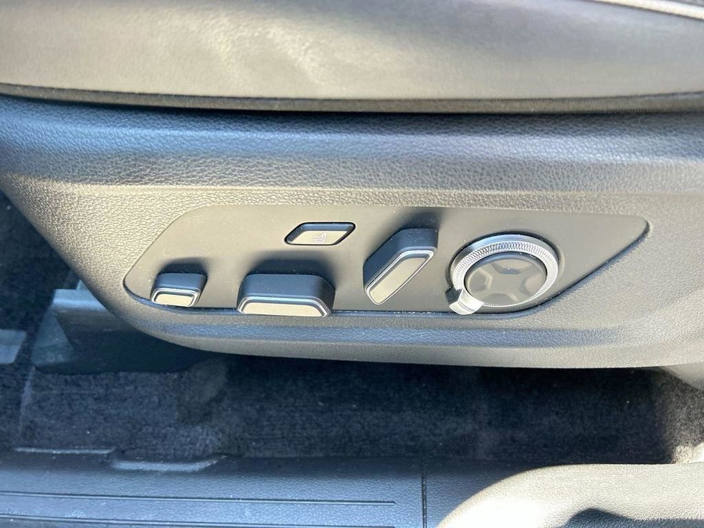 Used 2024 Hyundai Palisade Calligraphy image 27