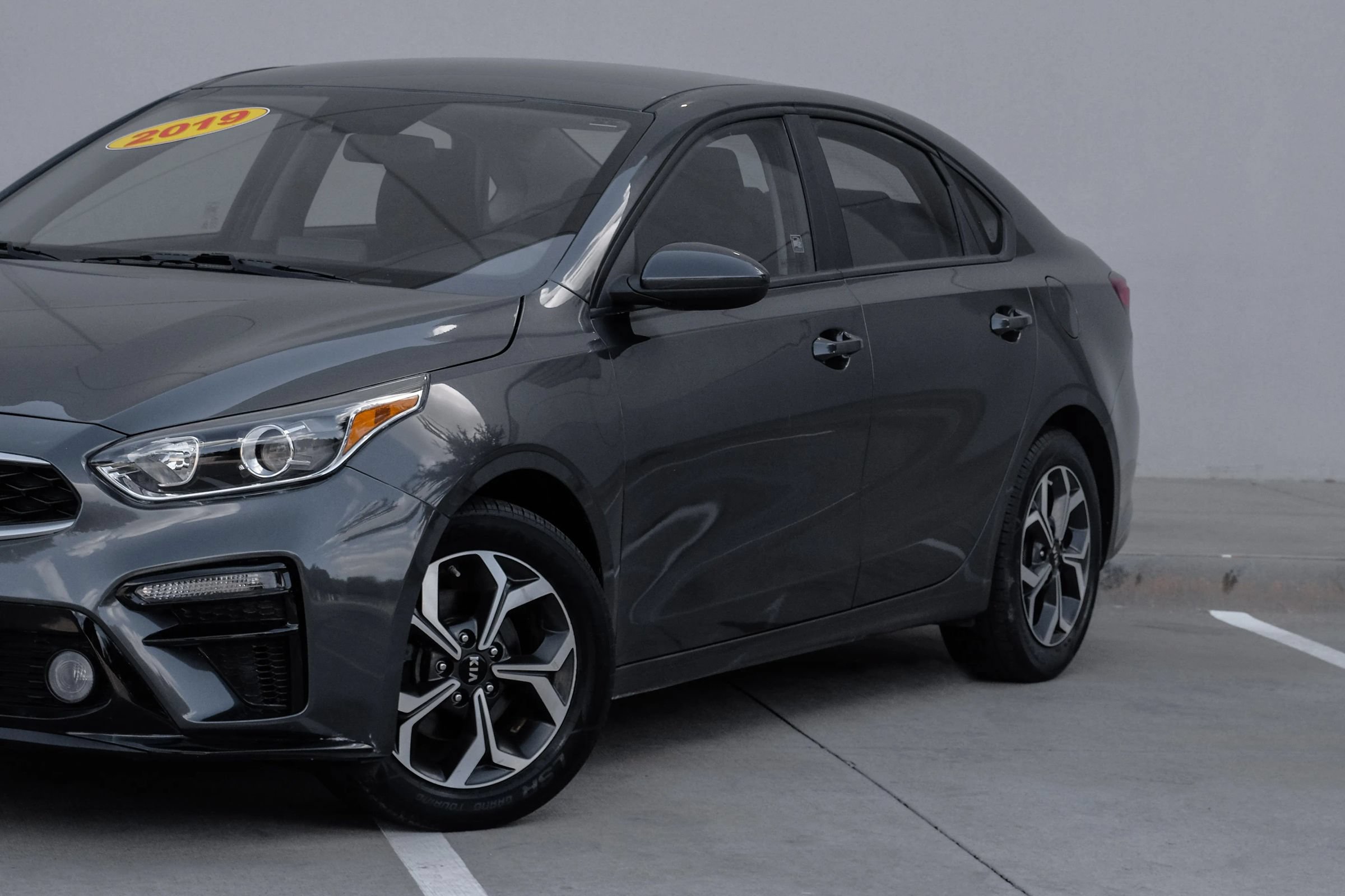 Used 2019 Kia Forte LXS FWD image 13