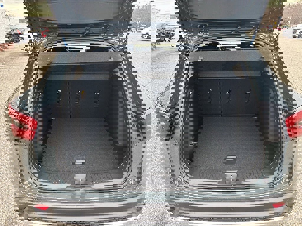 New 2026 Chevrolet Trax LT w/ Driver Confidence Package image 10