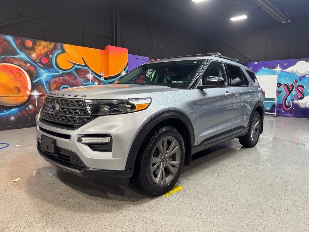 Used 2023 Ford Explorer XLT w/ Equipment Group 202A AWD/4WD video 1