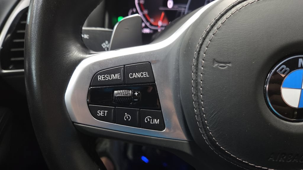 Used 2025 BMW 840i xDrive Coupe AWD/4WD image 11