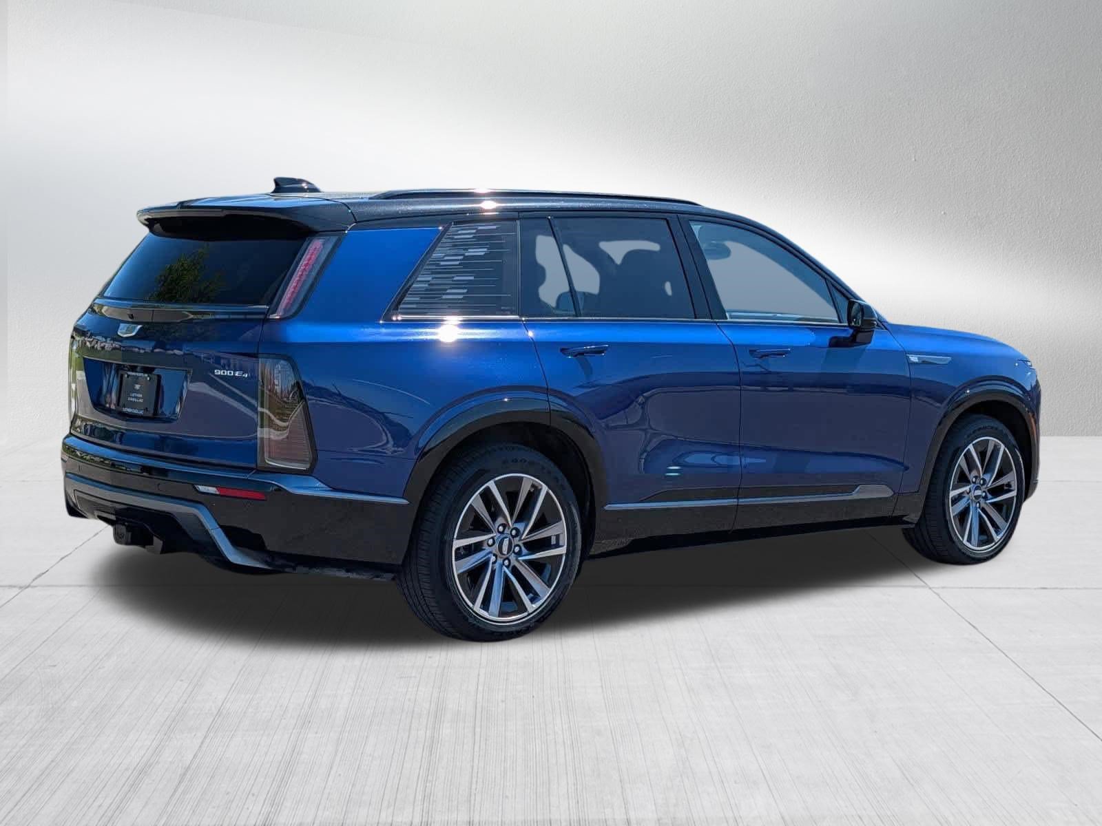Used 2026 Cadillac Vistiq Sport w/ LPO, Floor Liner Package AWD/4WD image 6