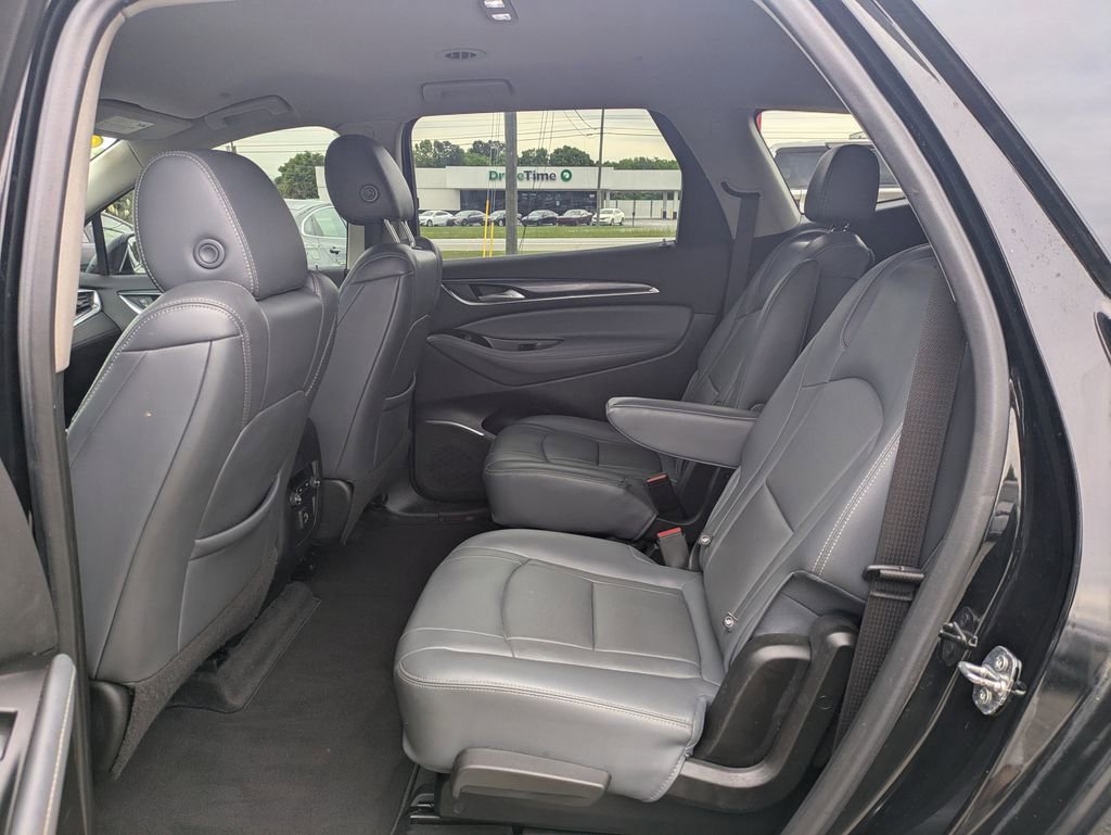 Used 2020 Buick Enclave Essence w/ Sport Touring Edition image 14