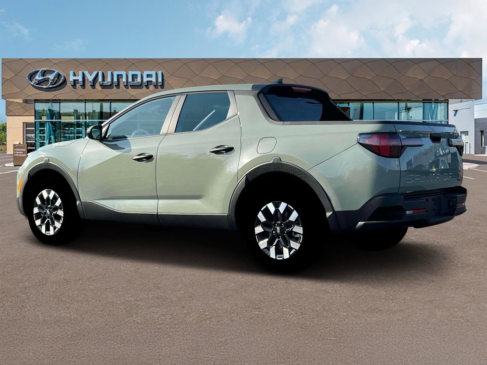 Used 2025 Hyundai Santa Cruz SE image 4