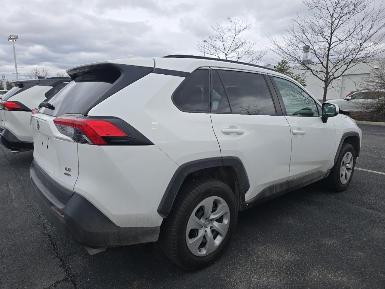 Certified 2021 Toyota RAV4 LE AWD/4WD image 8
